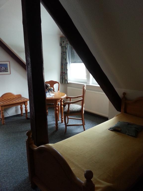 Landgasthaus Hesse Hotel Hamelin Room photo